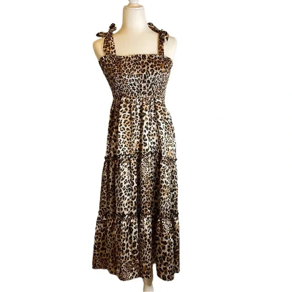 Pink Lily Leopard Print Smocked Bow Tie Dress - Picture 1 of 8